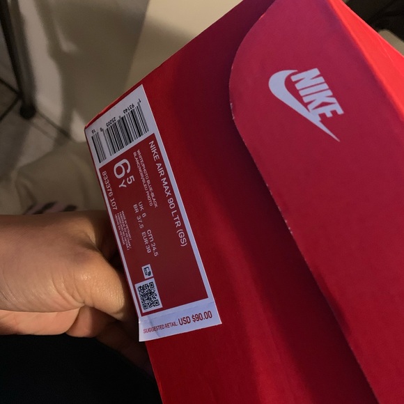 BRAND NEW NIKE AIR MAX 90 - Picture 6 of 6